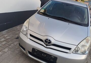 Toyota Verso 153.000 km 3.400 &euro; Ulm 89081