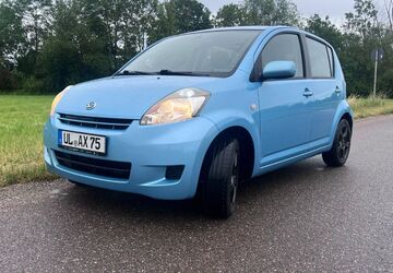 Daihatsu Sirion 126.000 km 2.999 &euro; Ulm 89073
