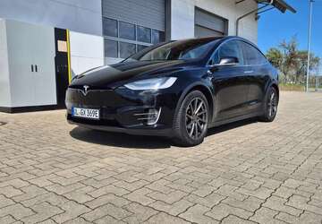 Tesla Model X 110.953 km 46.500 &euro; Berghülen 89180