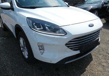 Ford Kuga 87.000 km 16.989 &euro; Neu-Ulm 89231