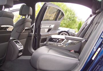BMW 740 185.200 km 44.990 &euro; Vöhringen 89269