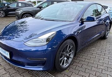 Tesla Model 3 39.200 km 32.990 &euro; Pfaffenhofen 89284