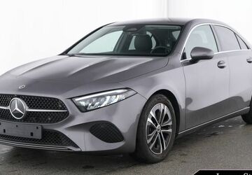 Mercedes-Benz A 180 5.489 km 29.970 &euro; Neu-Ulm 89231