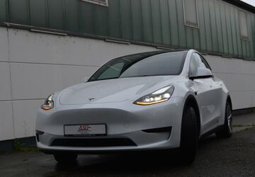 Tesla Model Y 198.000 km 24.990 &euro; Geislingen 73312
