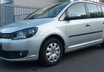 VW Touran 105.000 km 8.600 &euro; Neu-Ulm 89231